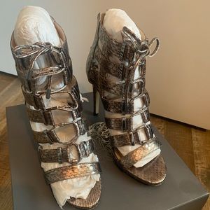 Vince Camuto- VC Freshi Heels Sz 8